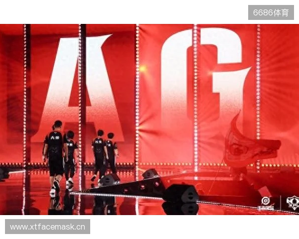 联赛五连冠！成都AG超玩会捧起KPL夏季赛奖杯